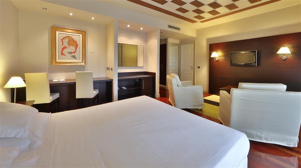 Cremona Palace Hotel Costa Santʼ Abramo Zimmer foto
